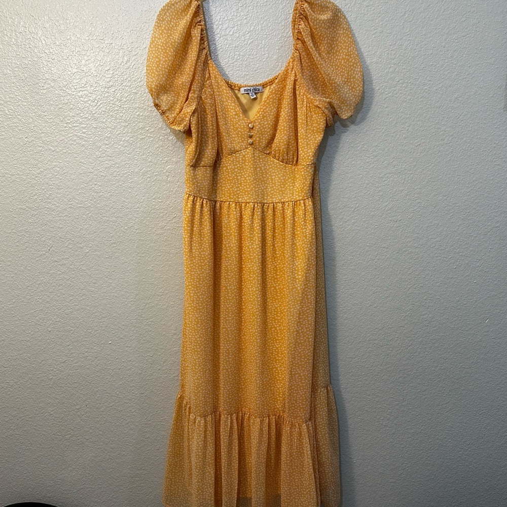 🌻3 for $13🌻 Mimi Chica |  Yellow and White Ditsy Floral Dress Size XL